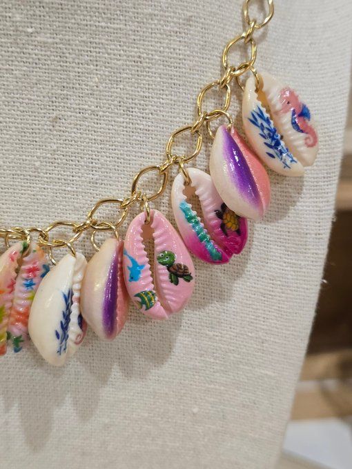 COLLIER