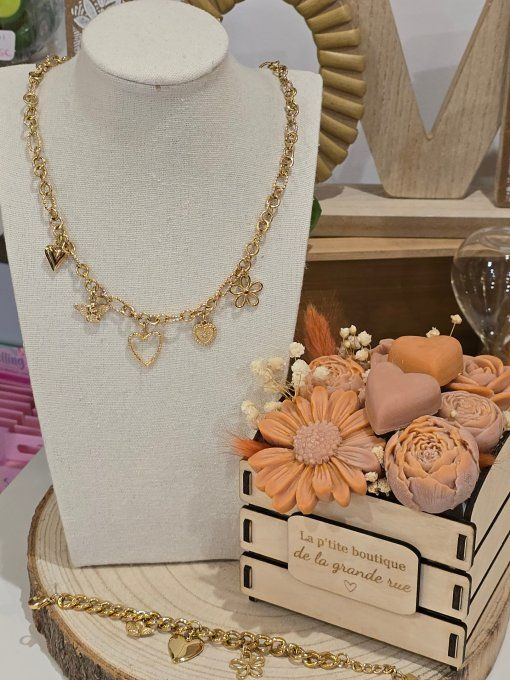 COLLIER