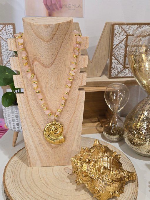 COLLIER