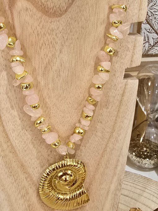 COLLIER