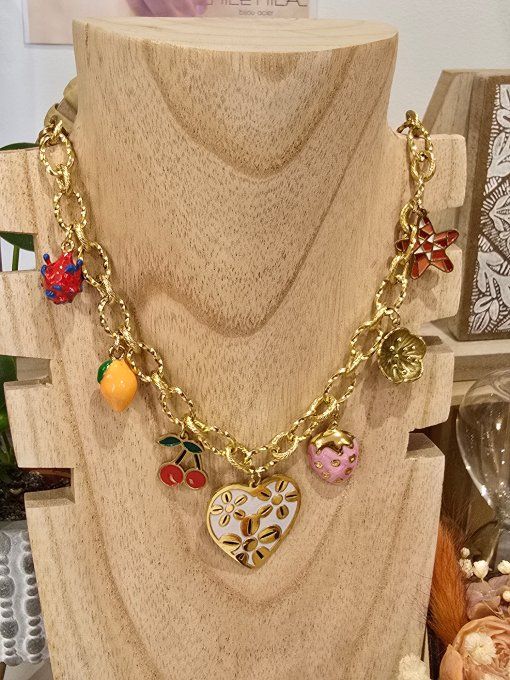 COLLIER
