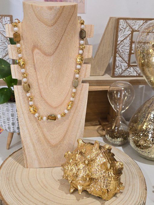 COLLIER