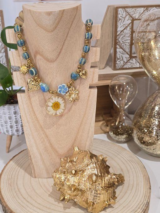 COLLIER