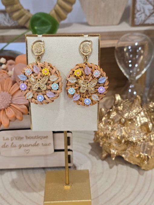 BOUCLES D'OREILLES