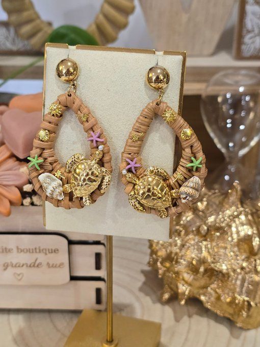 BOUCLES D'OREILLES