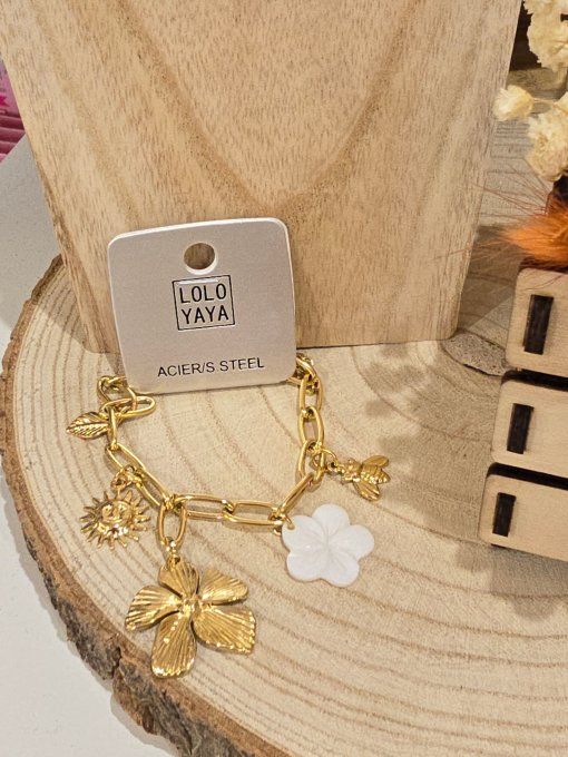 BRACELET