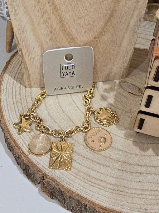 BRACELET