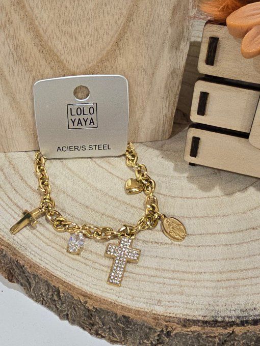BRACELET