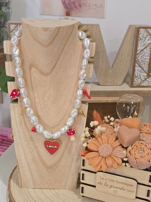 COLLIER