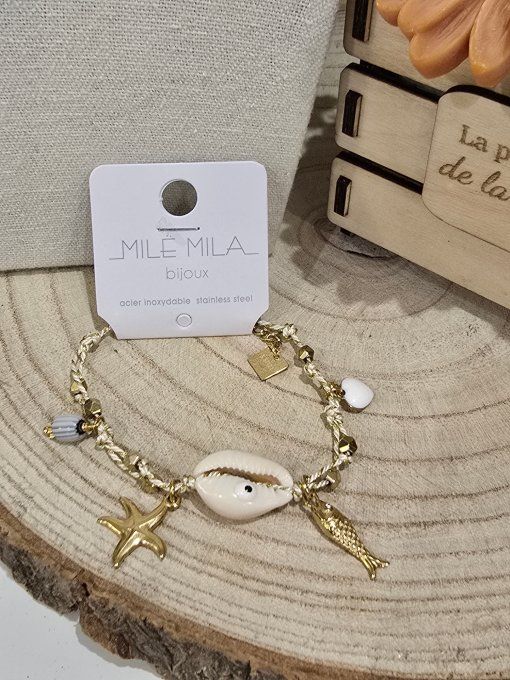 BRACELET