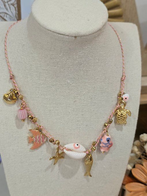 COLLIER