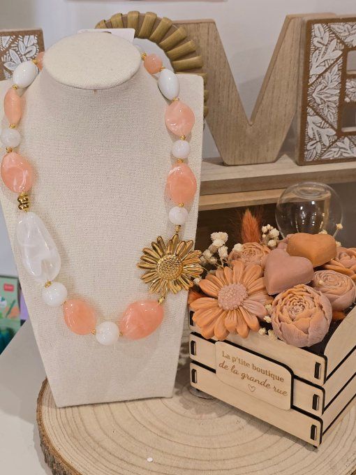 COLLIER
