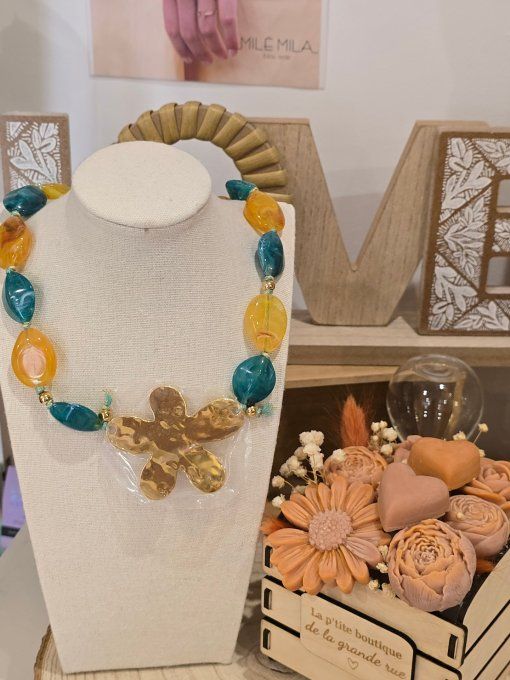 COLLIER