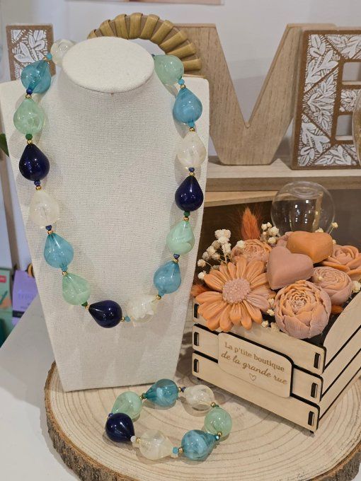 COLLIER