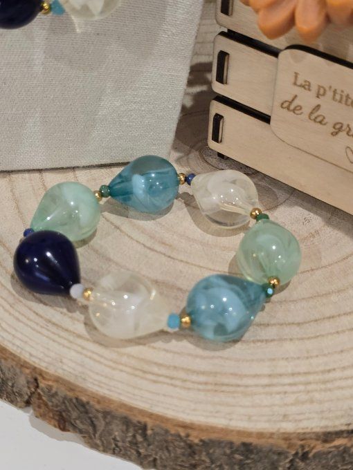 BRACELET