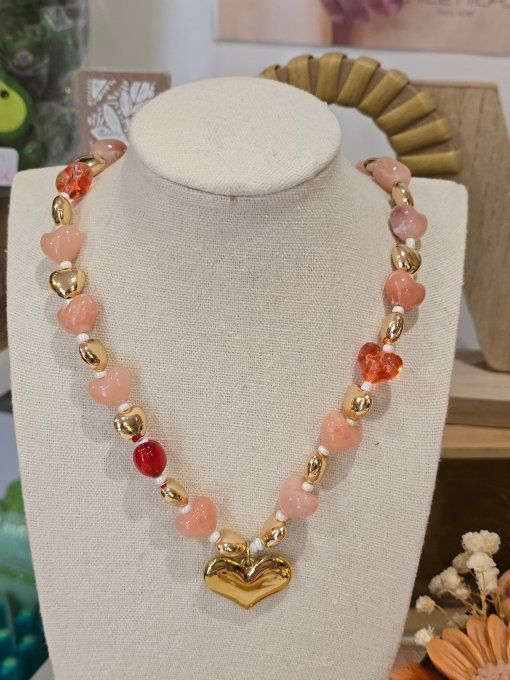 COLLIER