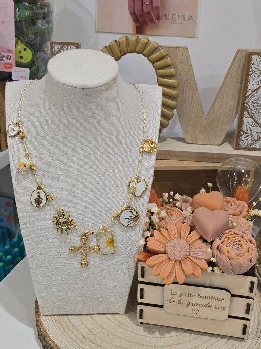 COLLIER