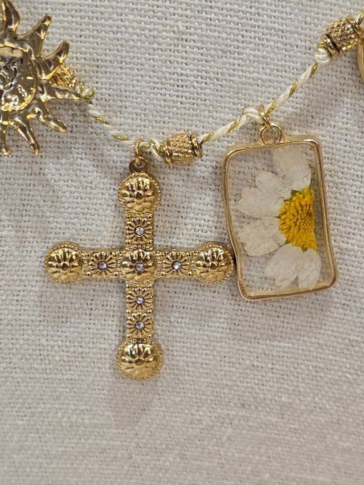 COLLIER