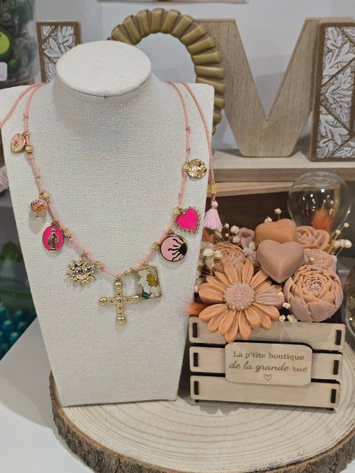 COLLIER