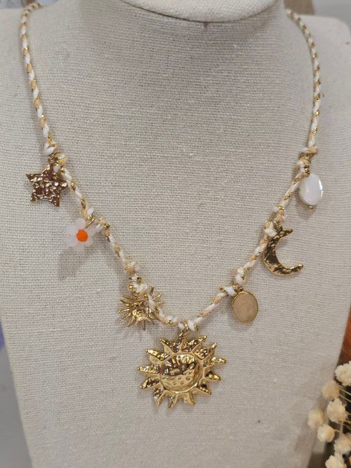COLLIER