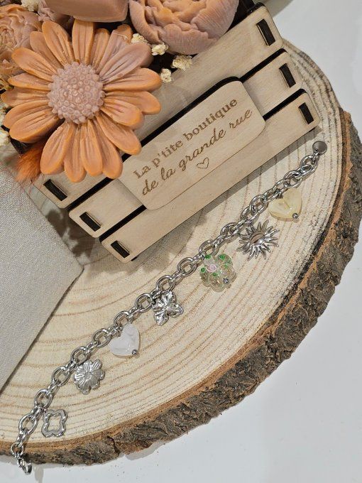 BRACELET
