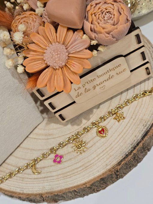 BRACELET