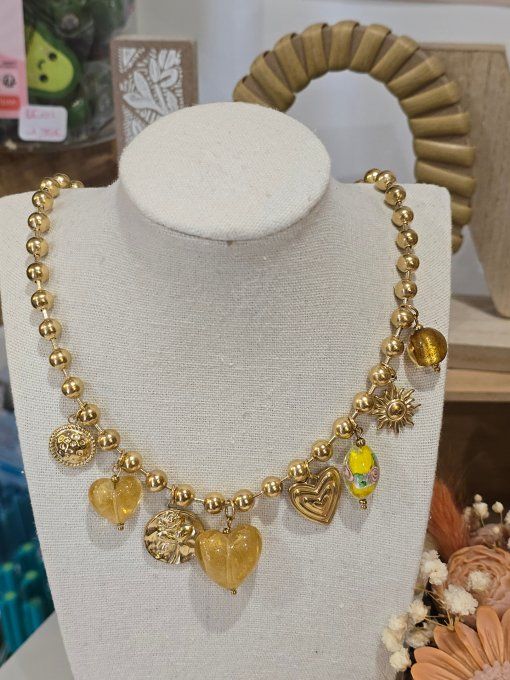 COLLIER