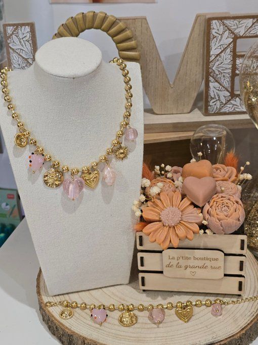 COLLIER