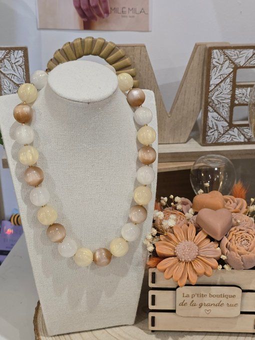 COLLIER
