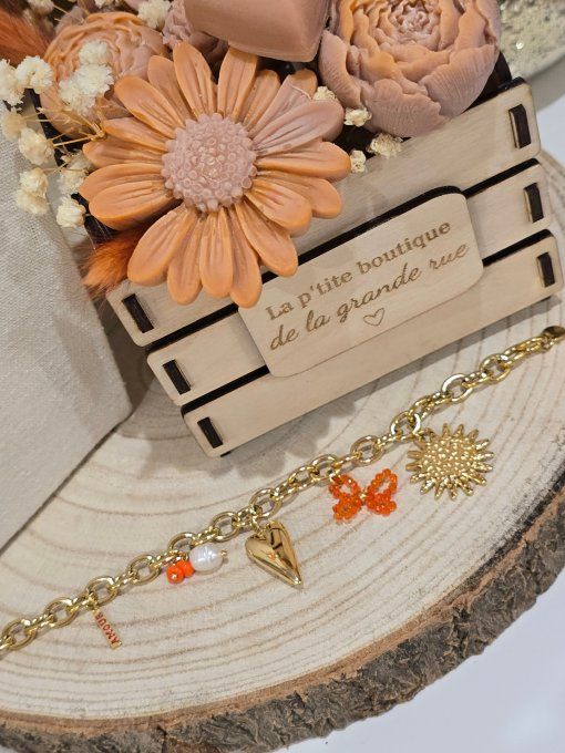 BRACELET