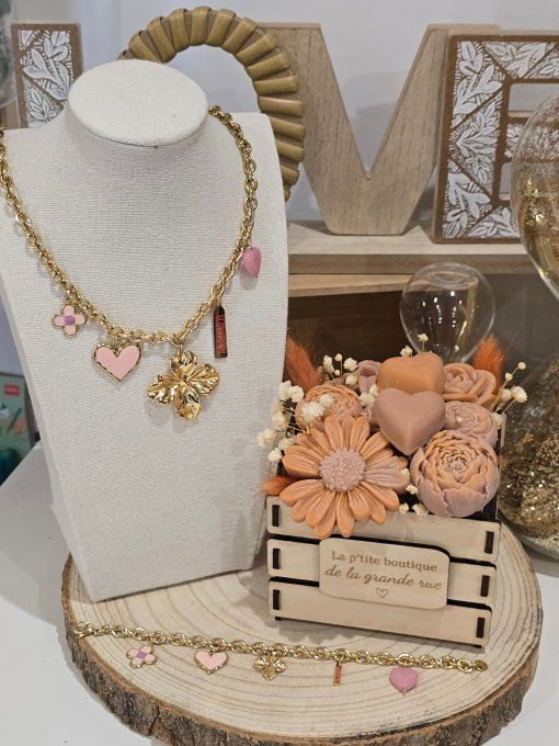 COLLIER