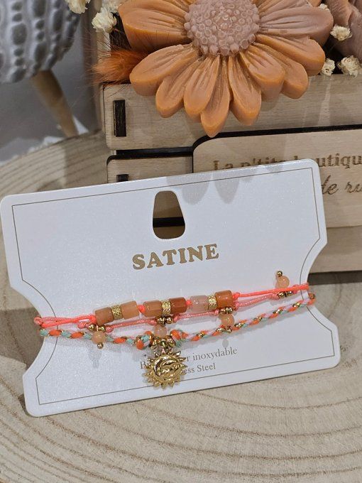 BRACELET