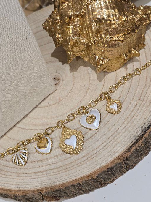 BRACELET