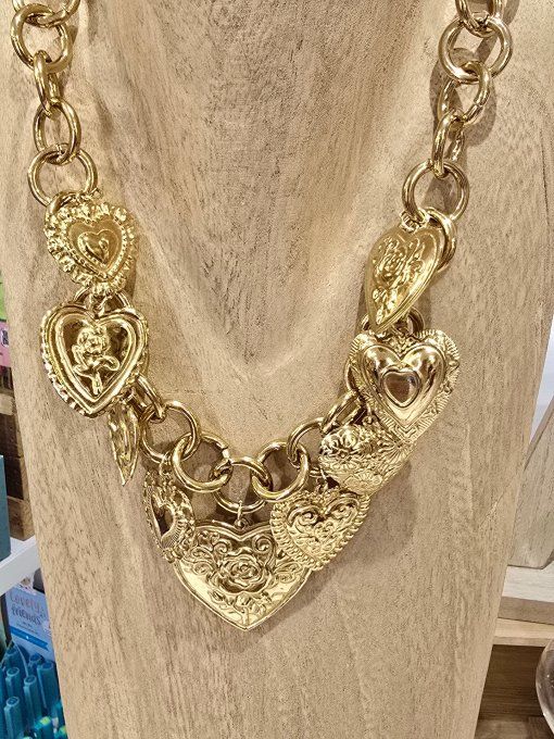 COLLIER