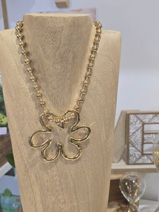 COLLIER