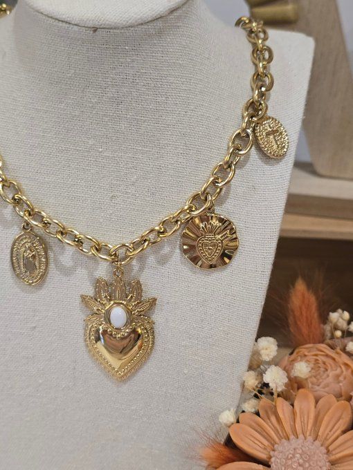 COLLIER