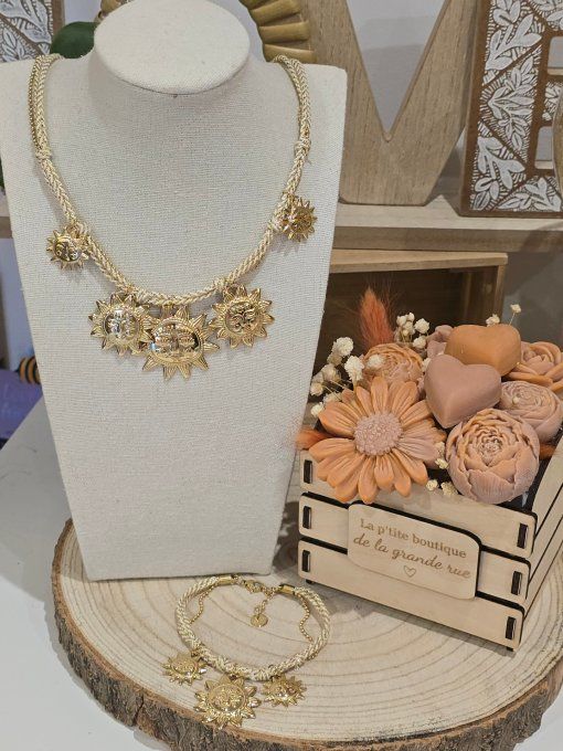 COLLIER
