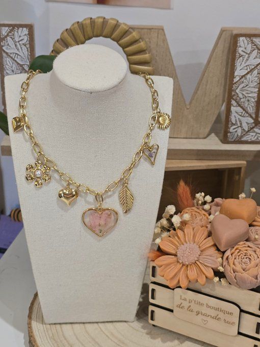 COLLIER