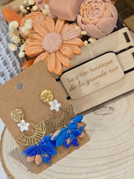 BOUCLES D'OREILLES
