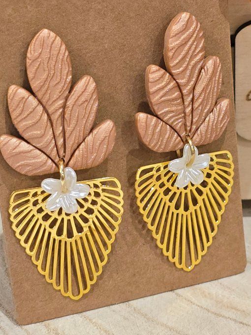 BOUCLES D'OREILLES