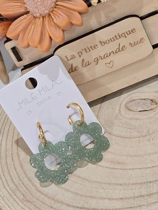 BOUCLES D'OREILLES