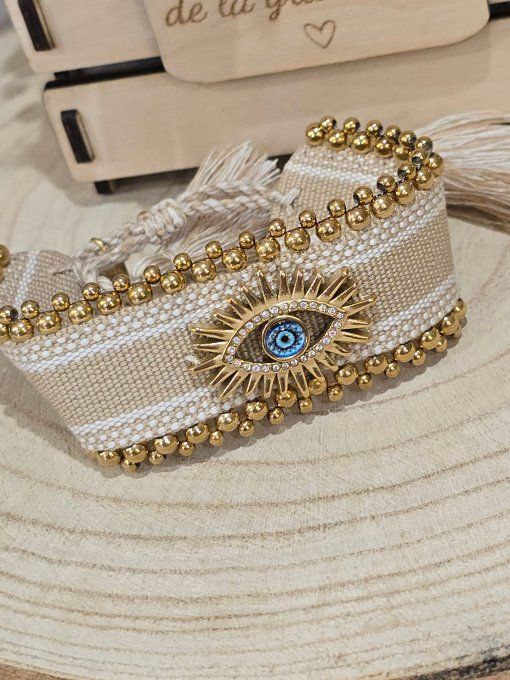 BRACELET