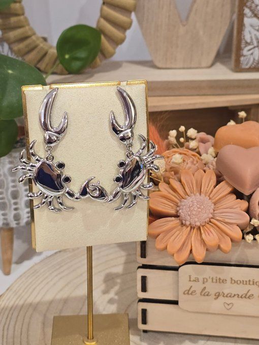 BOUCLES D'OREILLES