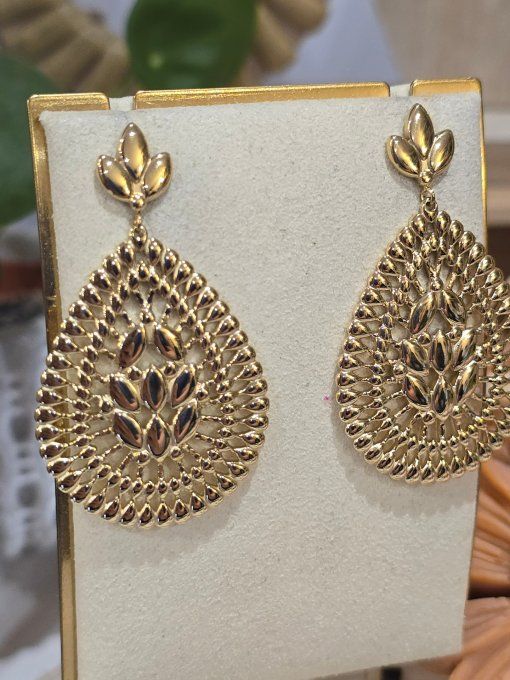 BOUCLES D'OREILLES