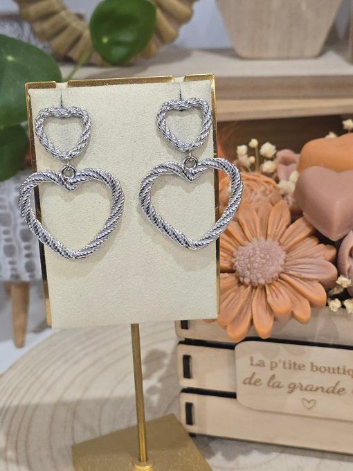 BOUCLES D'OREILLES