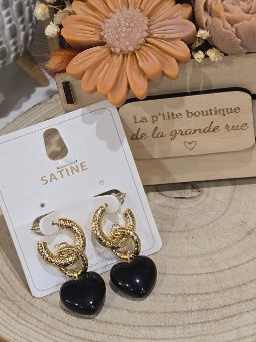 BOUCLES D'OREILLES