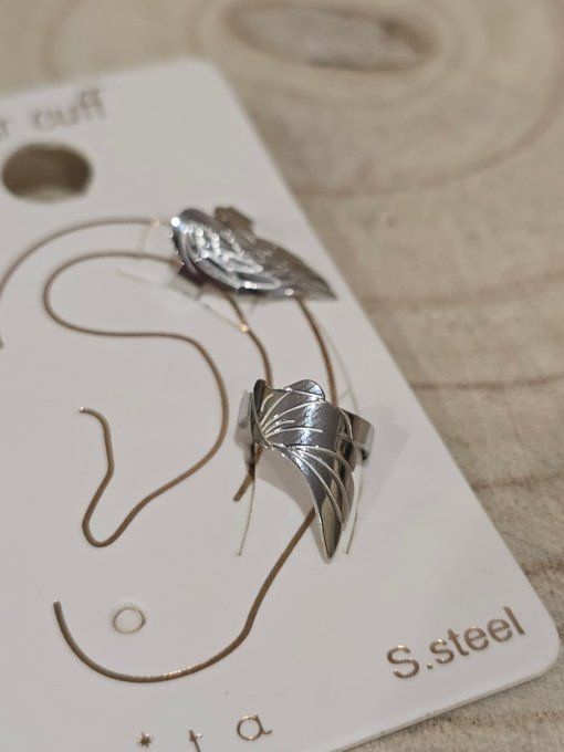 EAR CUFF