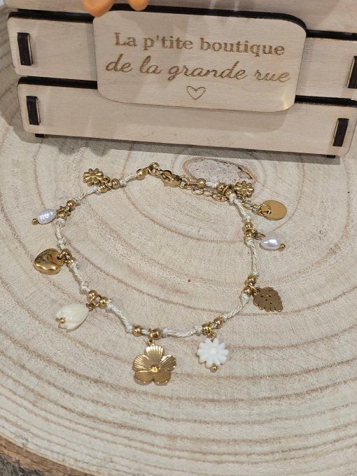 BRACELET