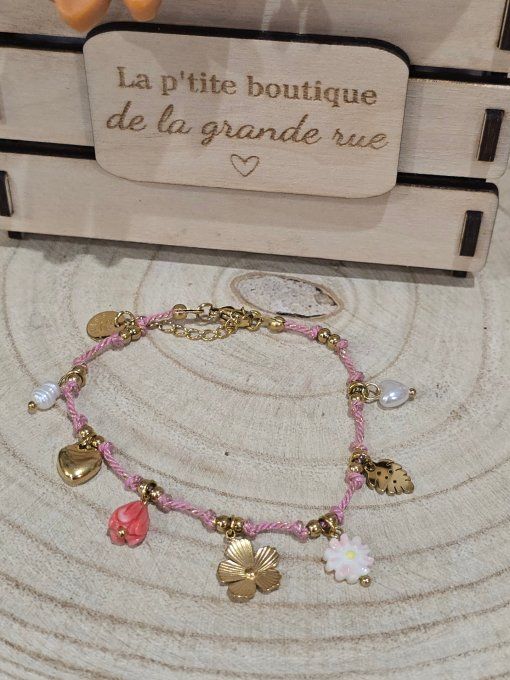 BRACELET