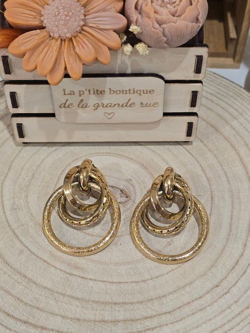 BOUCLES D'OREILLES